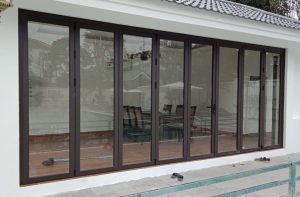 CỬA ĐI MỞ XẾP GẤP 8 CÁNH