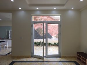 CỬA ĐI MỞ QUAY 2 CÁNH