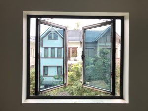 Cửa Sổ Mở Quay 2 Cánh