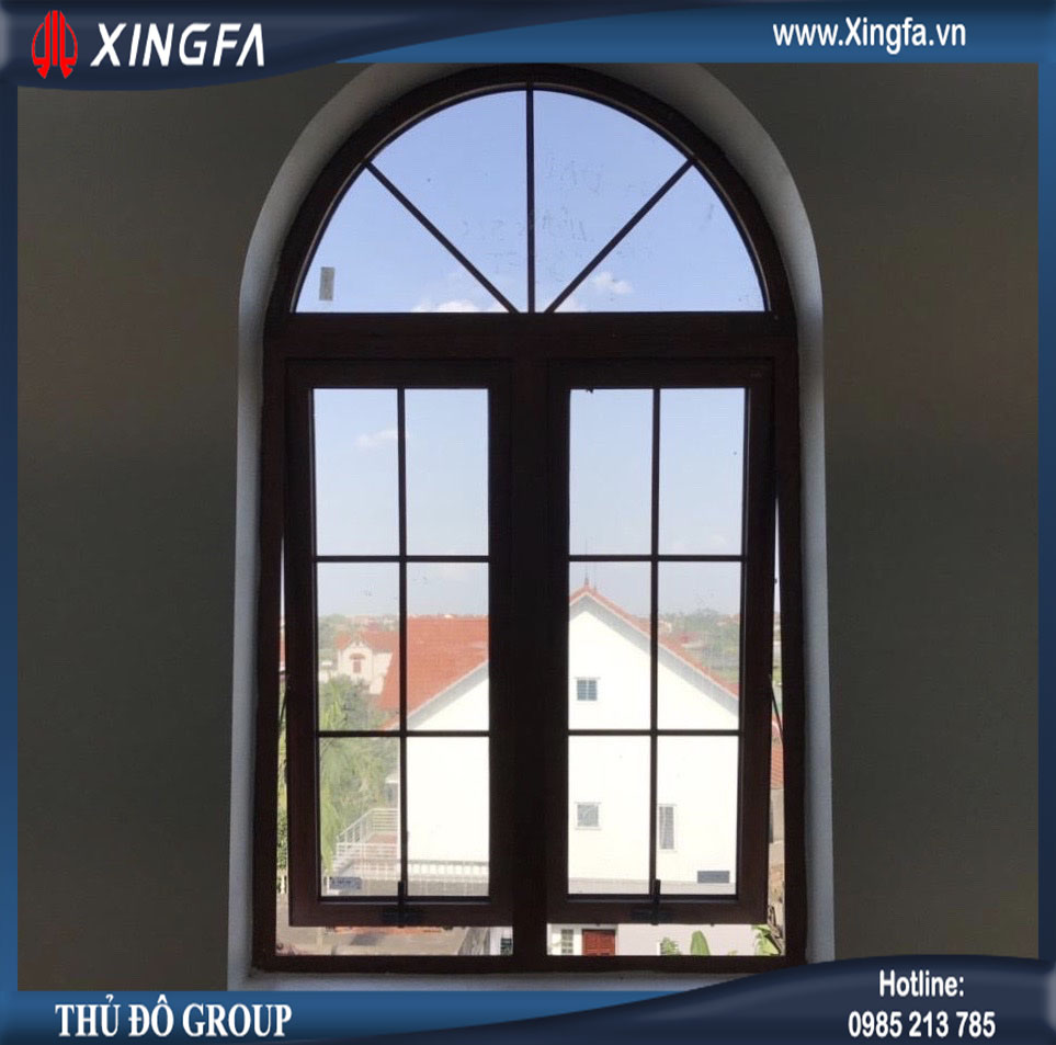 Mẫu cửa sổ nhôm Xingfa chia thêm đố uốn mái vòm cong & dùng kính hộp 2 lớp